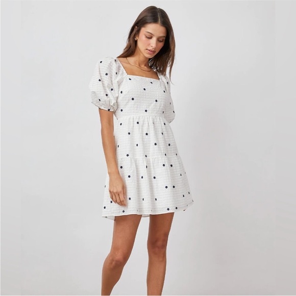 Rails Dresses & Skirts - Rails Selene Floral Embroidered Seersucker Dress